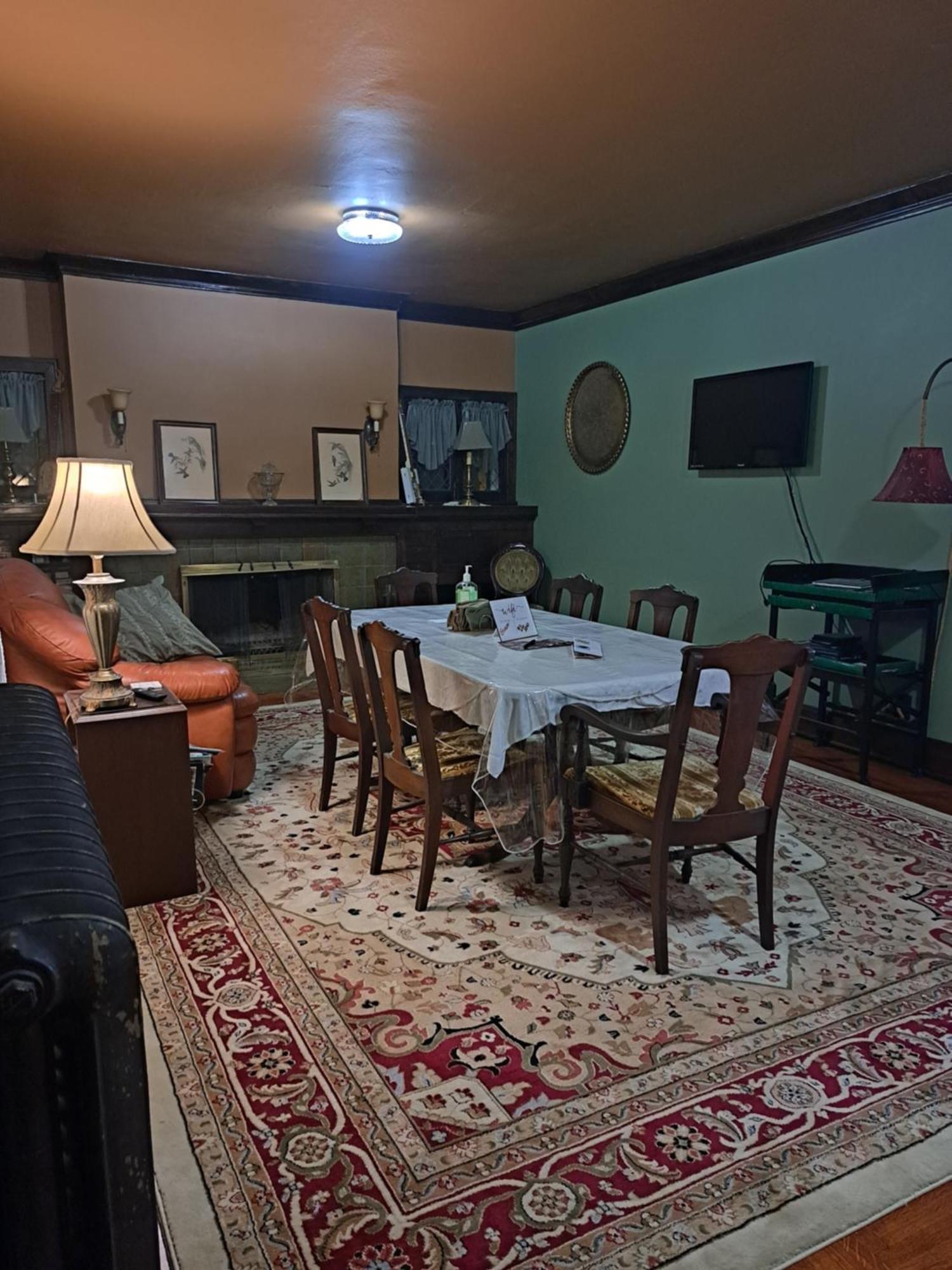 Harriott House, The Gallery Forest Room Terre Haute Εξωτερικό φωτογραφία